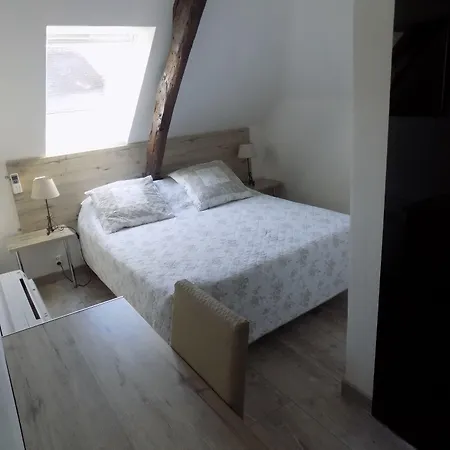 Le Jaonnet Couette-café 3*