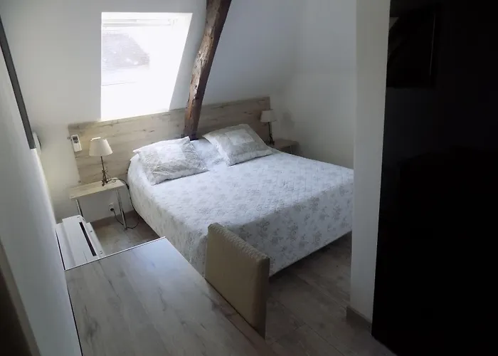 Le Jaonnet Oda ve Kahvaltı 3*