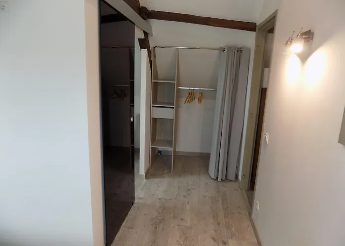 Le Jaonnet Oda ve Kahvaltı 3*