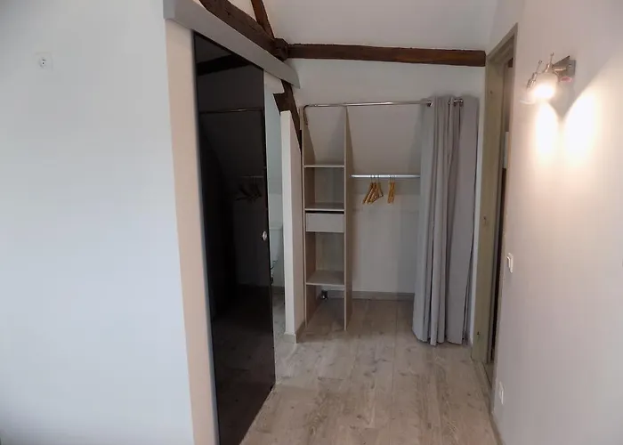 Le Jaonnet Oda ve Kahvaltı 3*